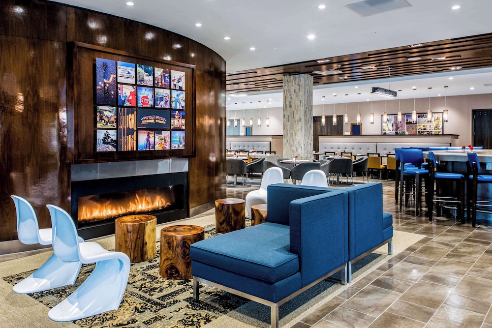 Cambria Hotel McAllen Convention Center - photo 4