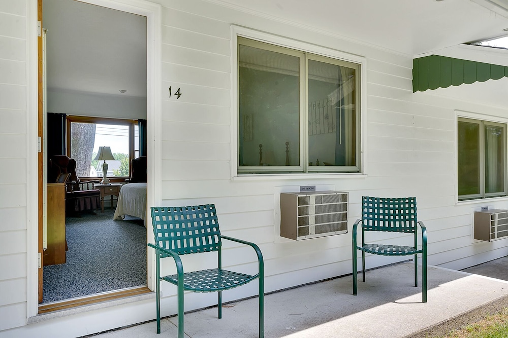 Towne Lyne Motel - photo 146