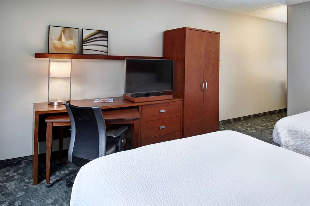 Sonesta Select Milwaukee Brookfield - photo 6