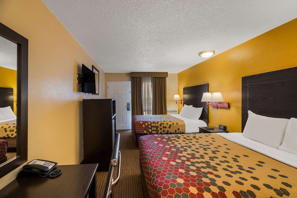 Rodeway Inn Flagstaff Downtown - photo 46