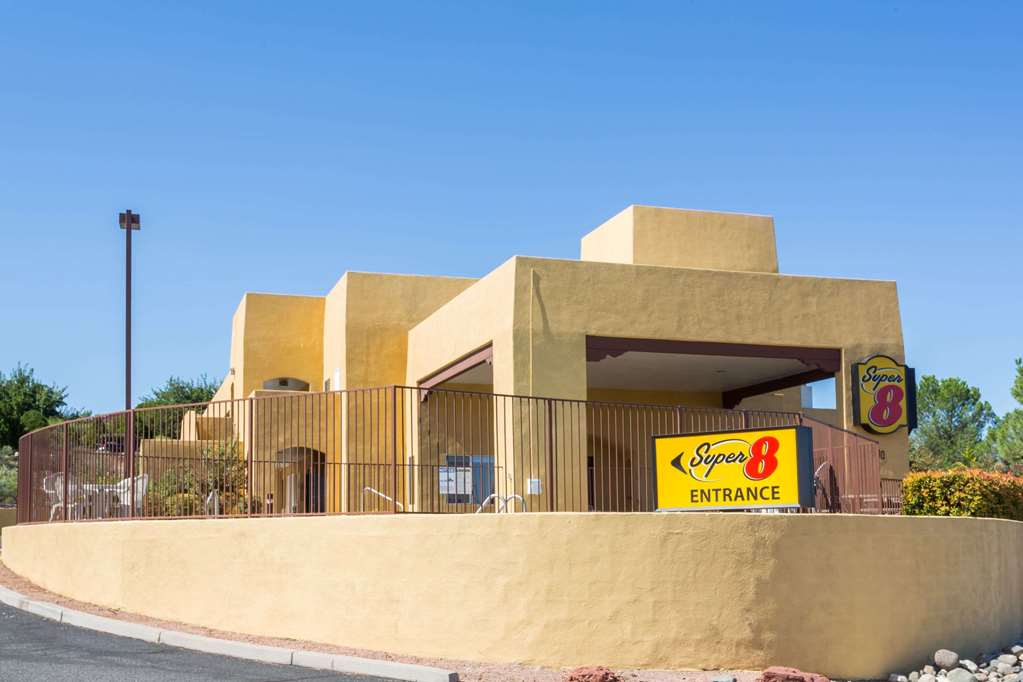 Super 8 by Wyndham Cottonwood — hotel in Cottonwood