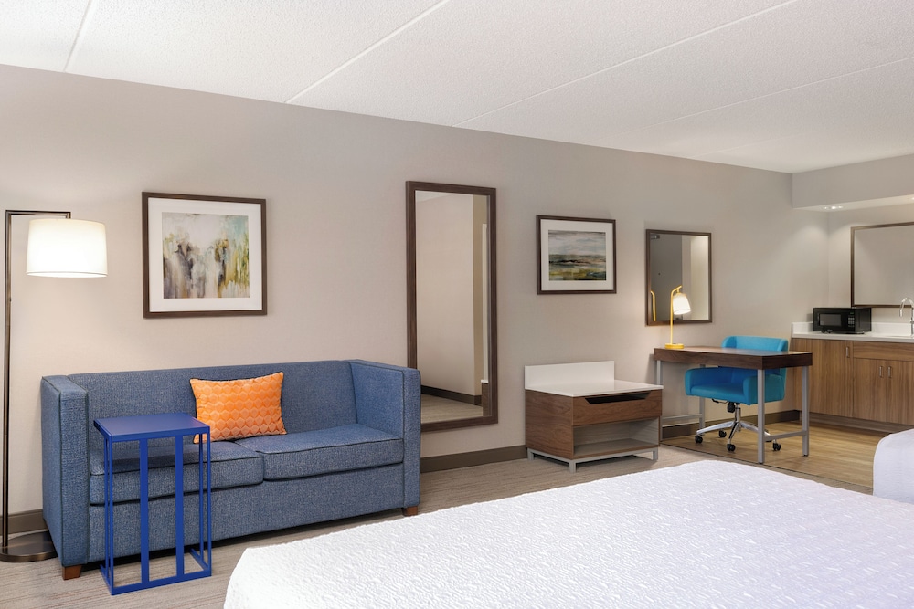 Hampton Inn Bloomsburg - photo 13
