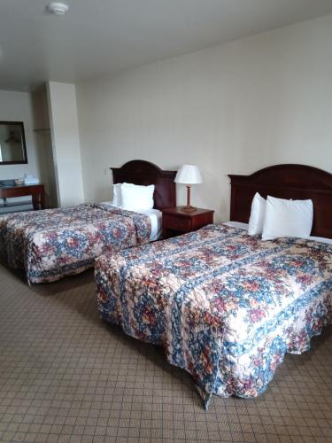 HiWay Inn Express - photo 7