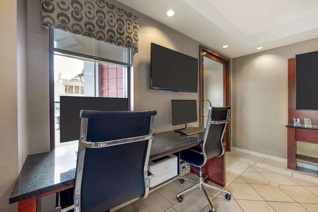 Best Western on the Avenue - photo 8