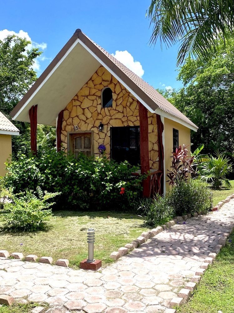 El Gran Mestizo Resort in Orange Walk, Belize