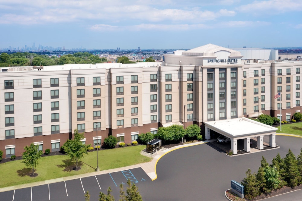 SpringHill Suites by Marriott Newark Liberty International - photo 41