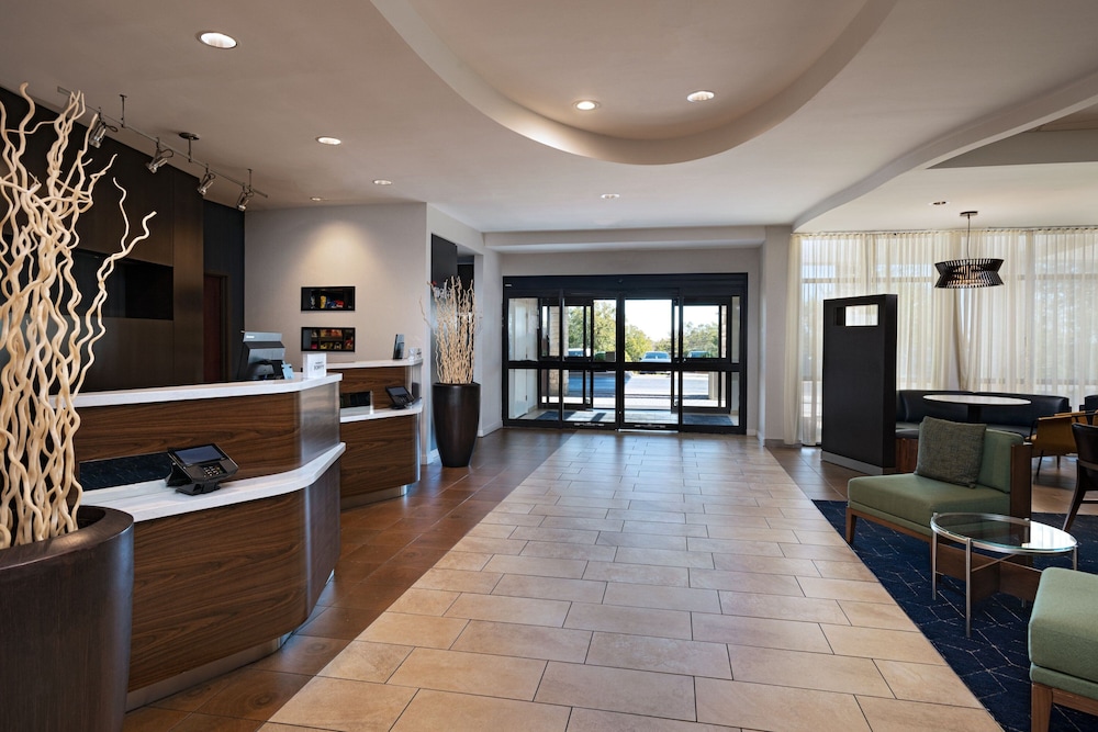 Courtyard by Marriott Austin Airport - featured photo