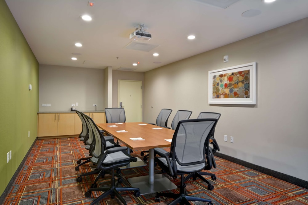 Home2 Suites by Hilton North Dallas Central Expy - photo 35