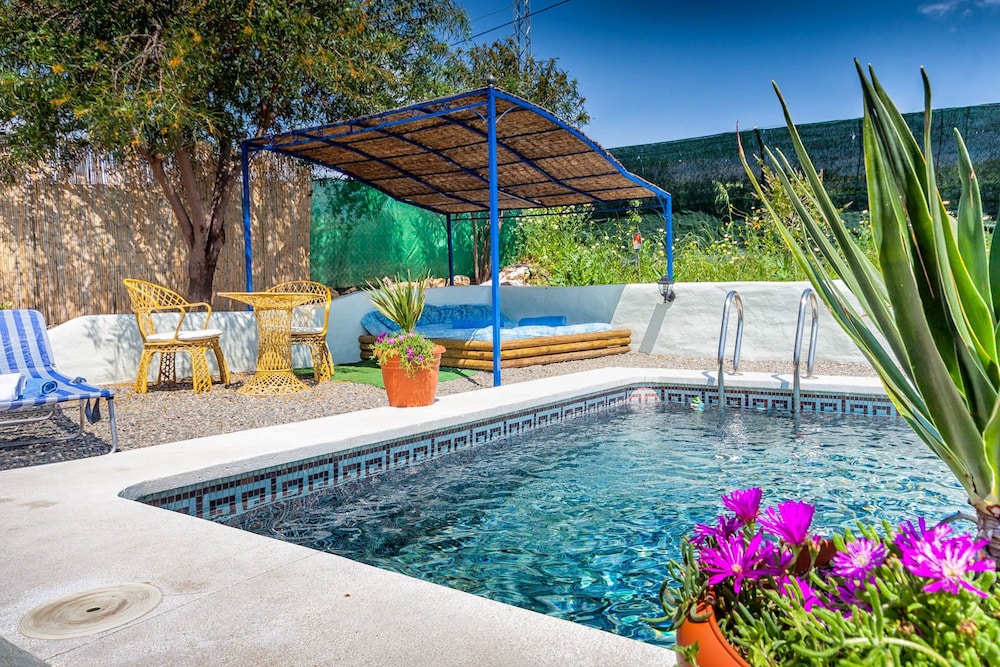 Dos Alamos in Alora, Spain