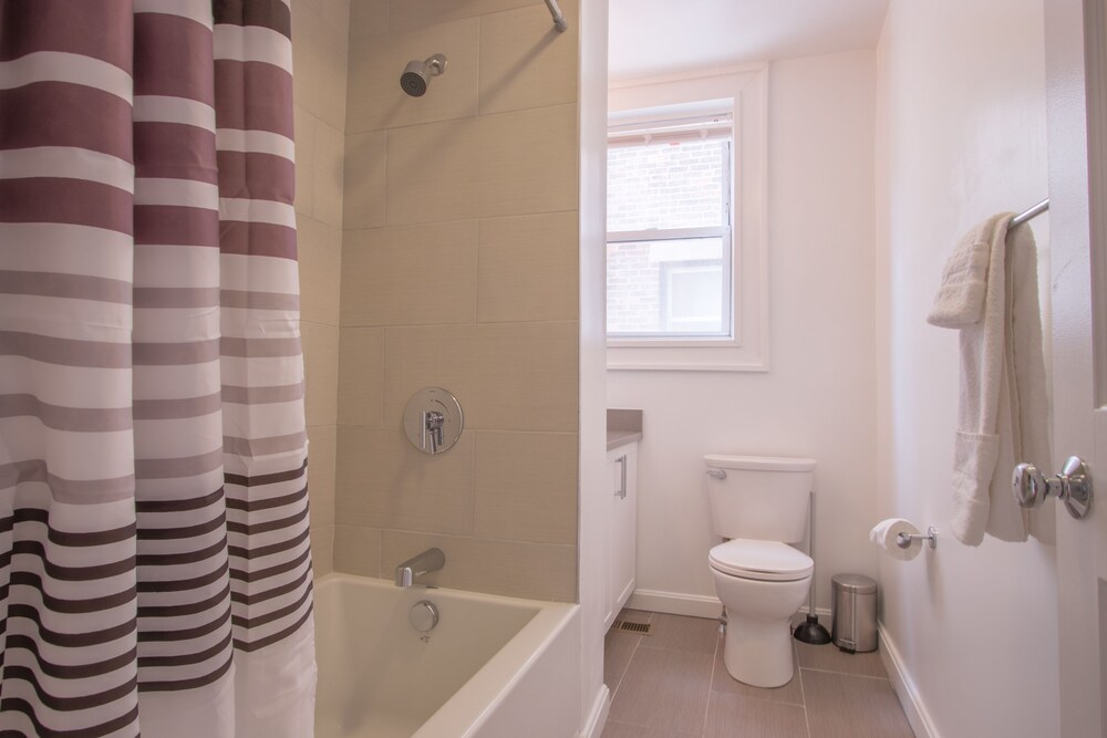 Bright Allston Suites by Sonder - photo 16