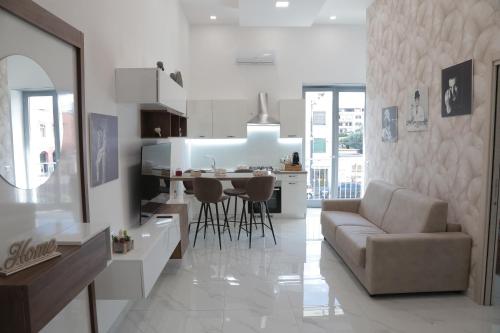 Casa Cinzia — 4-Star Luxury Hotel in Naples, Italy