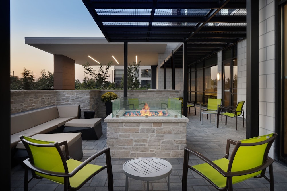 SpringHill Suites by Marriott Bowling Green - photo 22