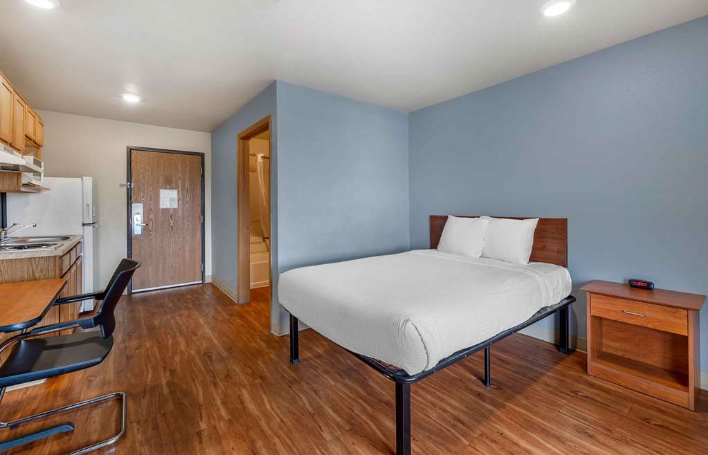 Extended Stay America Select Suites Wichita North - photo 13