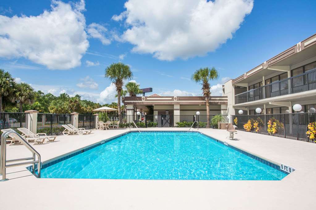 Travelodge by Wyndham Deltona - photo 8