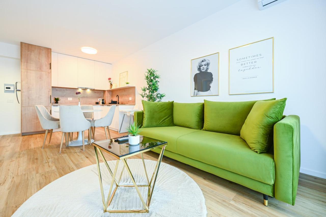 Km Flats — 4-Star Luxury Hotel in Oradea, Romania