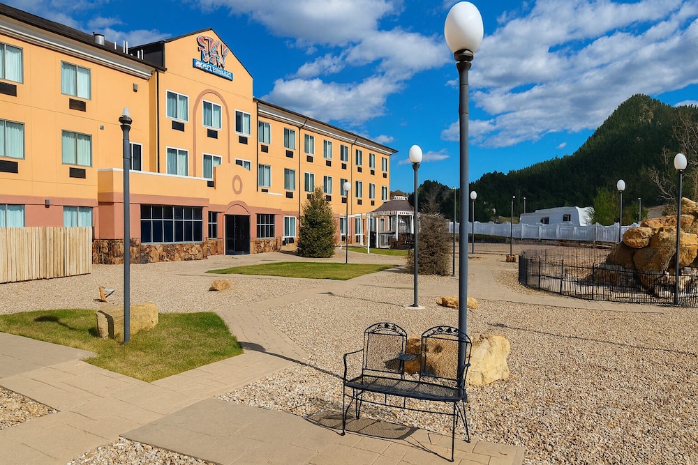Stay USA Hotel & Suites - photo 18