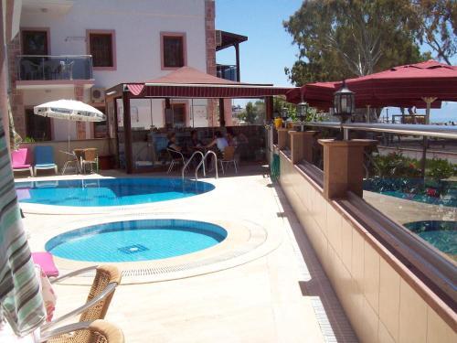 Aybey Apart Hotel — Turgutreis