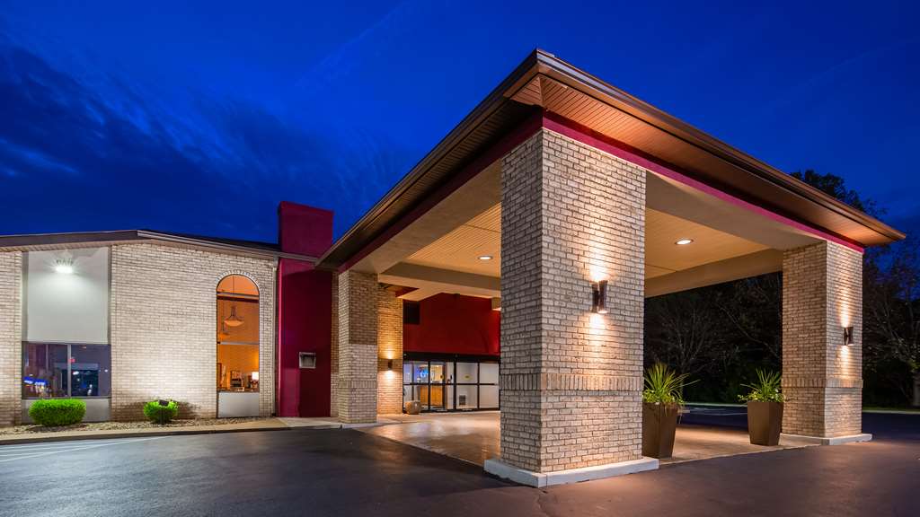 Best Western Plus North Canton Inn & Suites — hotel in North Canton
