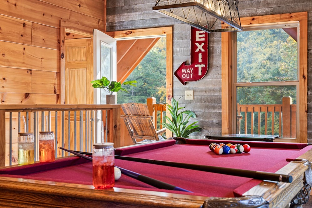 Rustic Mountain Retreat by Ghosal Luxury Lodging - photo 55