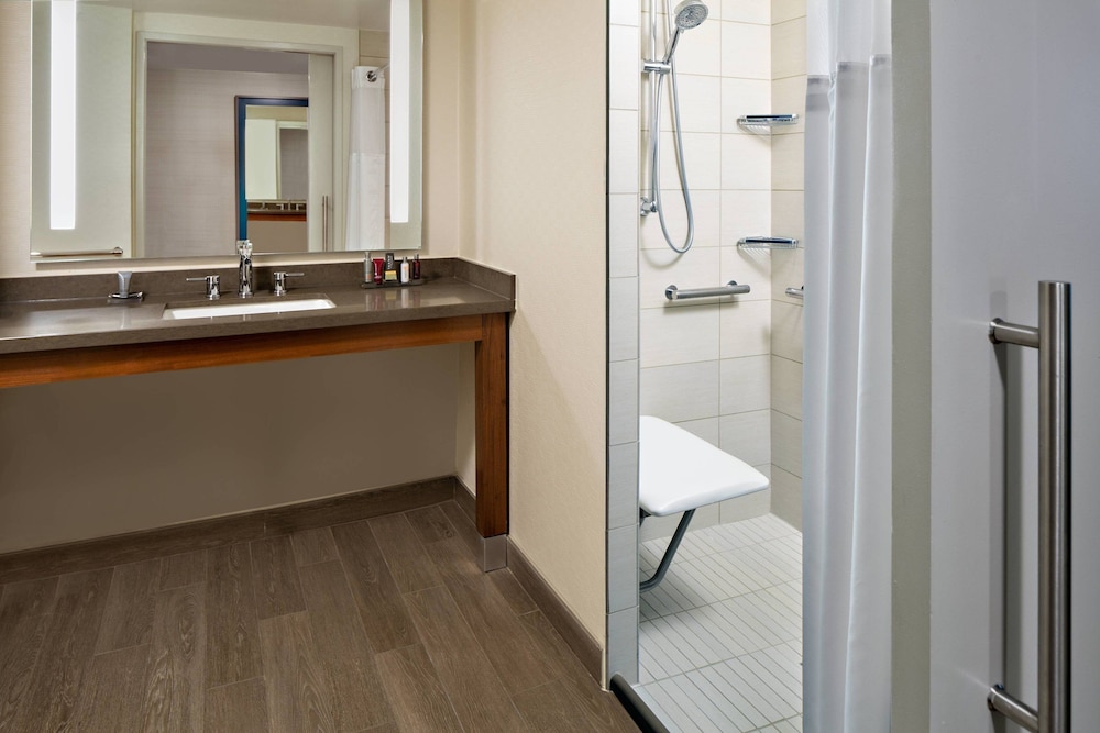 Houston Airport Marriott at George Bush Intercontinental - photo 13