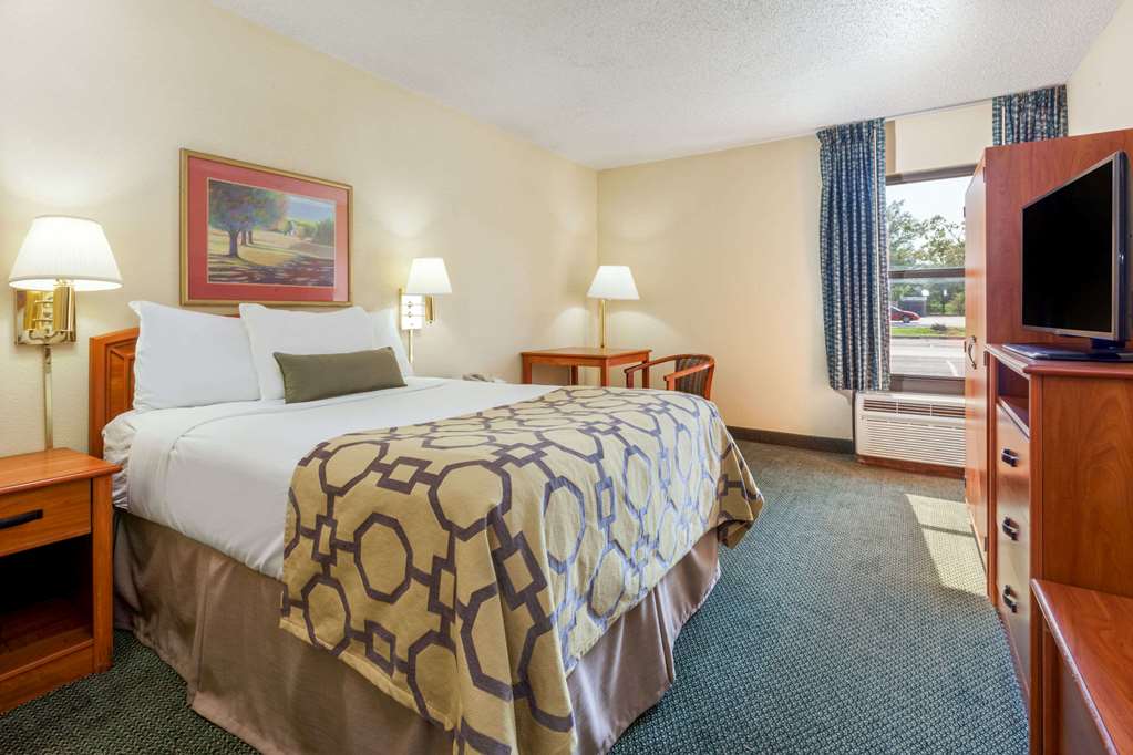 Baymont by Wyndham Amarillo East - photo 6