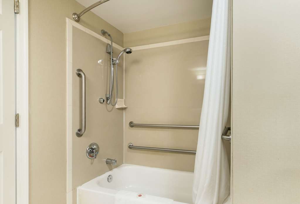 Comfort Suites Atlantic City North - photo 20