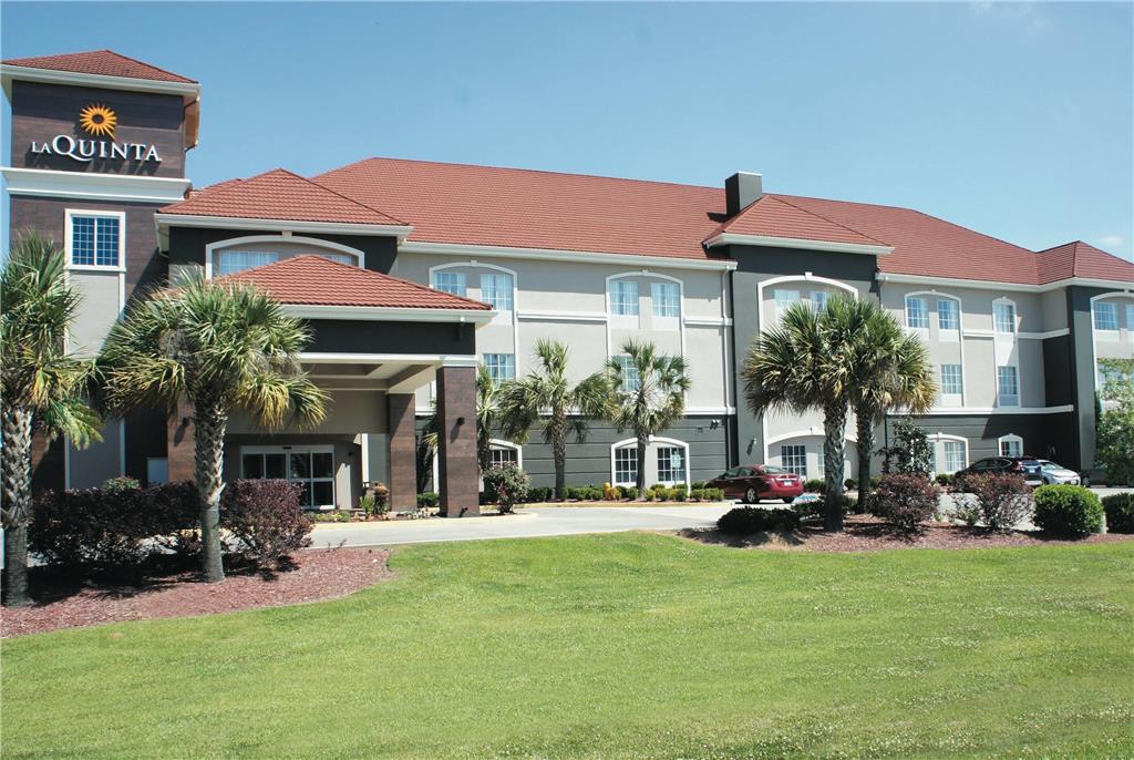 La Quinta Inn & Suites by Wyndham Baton Rouge Denham Springs - photo 2