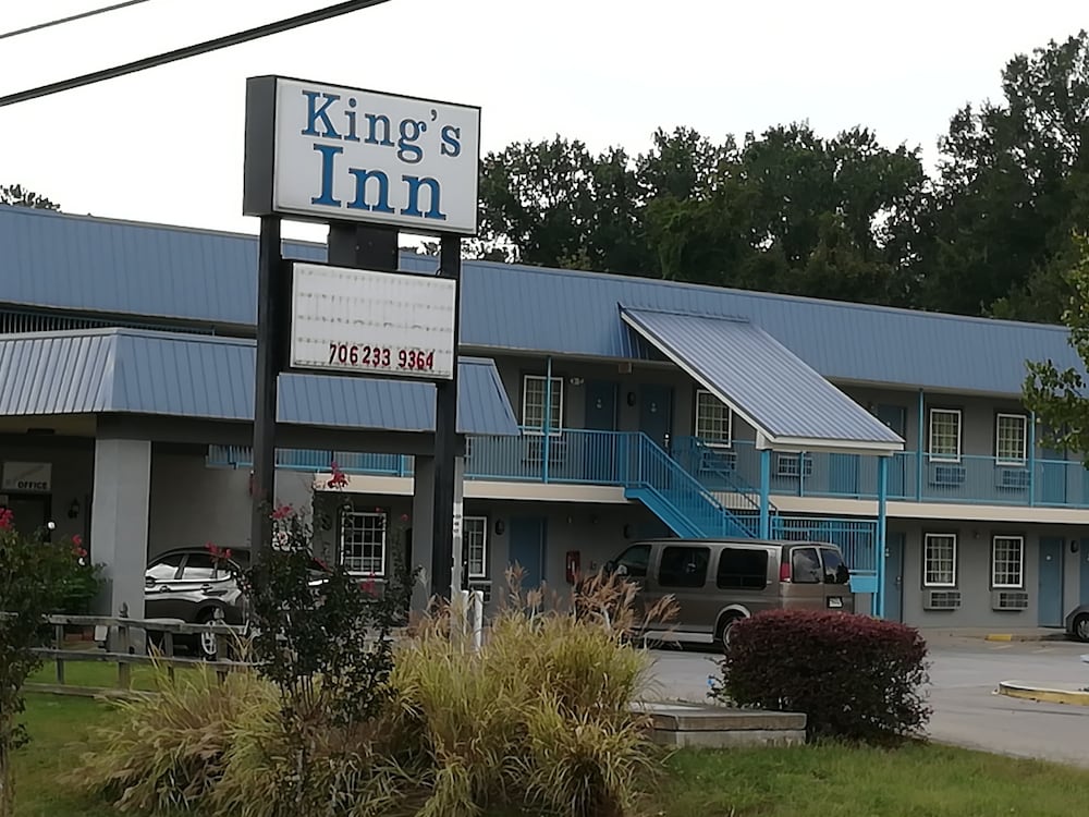 Kings Inn - carbon neutral hotel in Rome