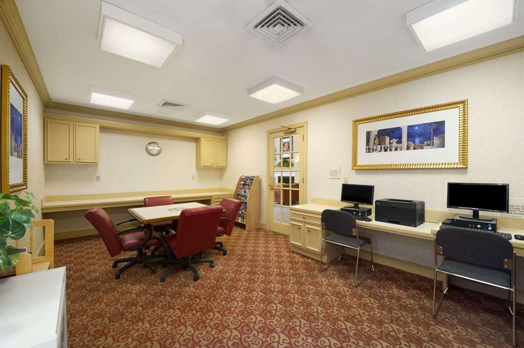 Hawthorn Suites By Wyndham Jacksonville - photo 2