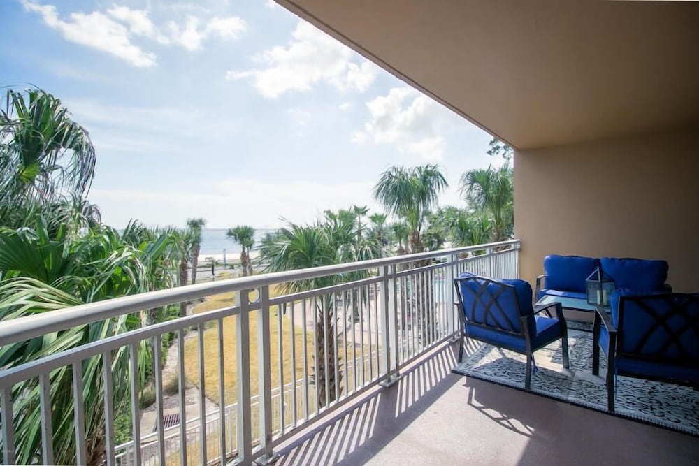 Legacy I 201 Deluxe — 4-Star Luxury Hotel in Gulfport, United States