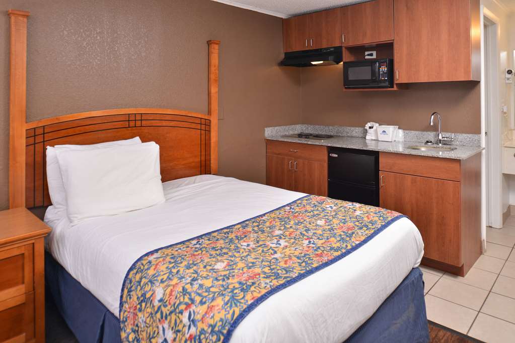 Americas Best Value Inn and Suites Jackson - photo 16