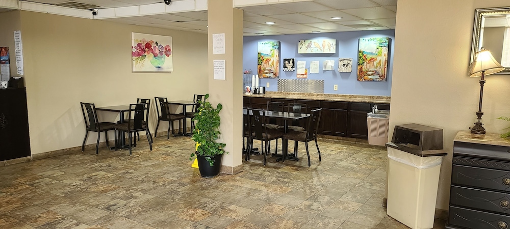 Fairview Inn & Suites - photo 21