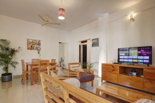 Genesis Abode 2BHK Nest in Nature Assagao 10 mins from Anjuna & Vagator Beaches — 4-Star Luxury Hotel in Mapuca, India