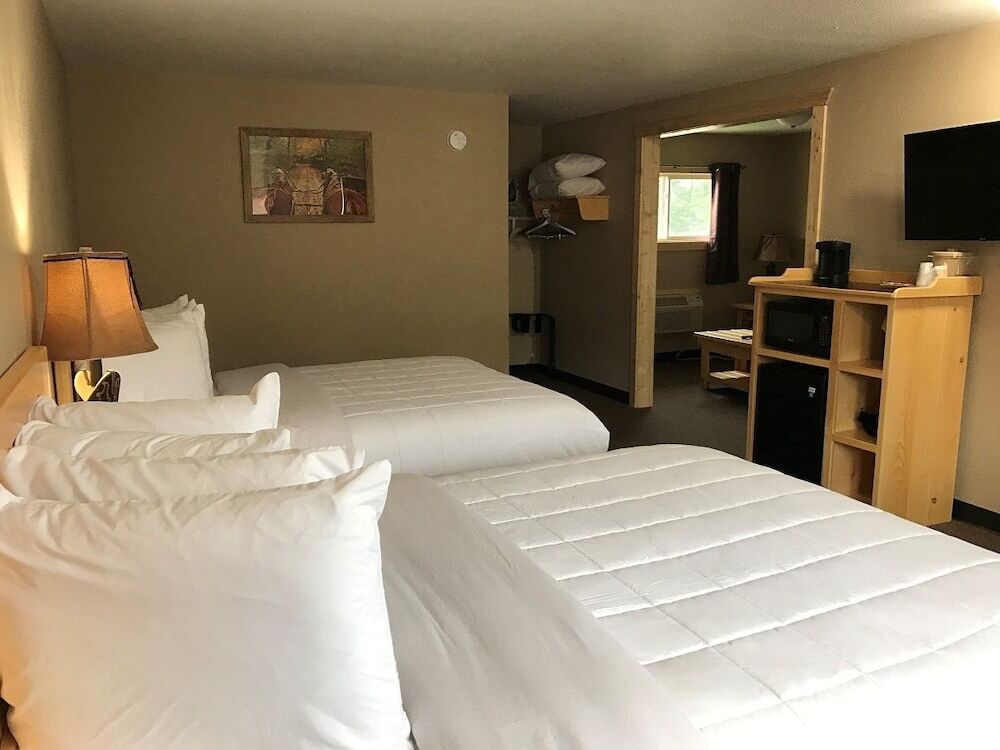 Chippewa Hotel & Suites - photo 18