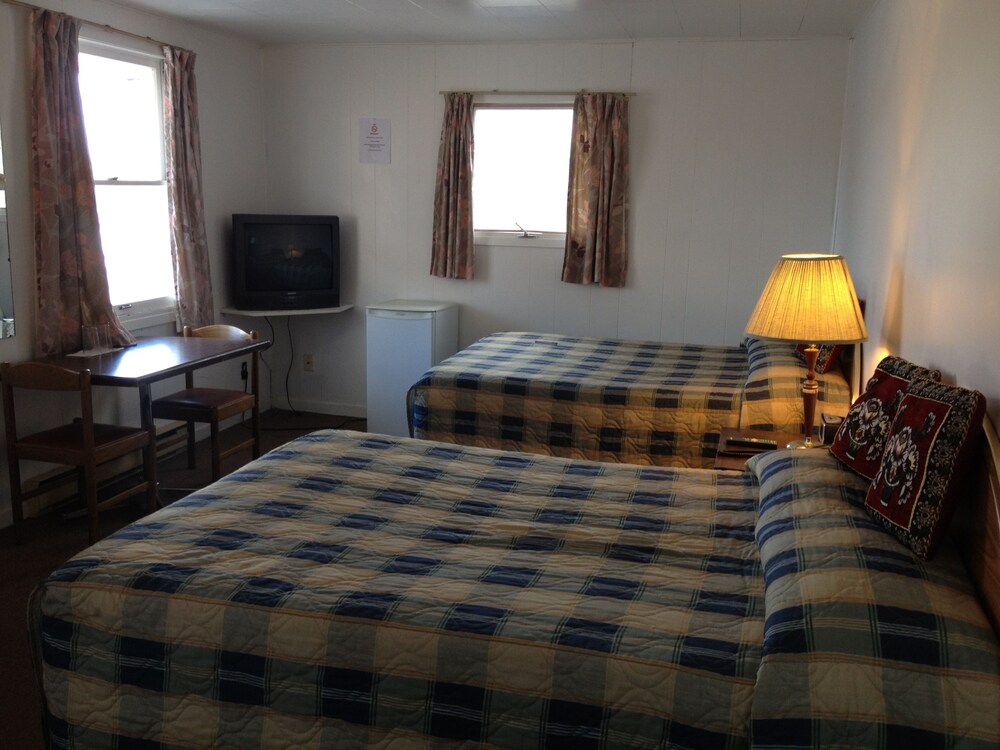 Penny’s Motel — Owen Sound — photo 3