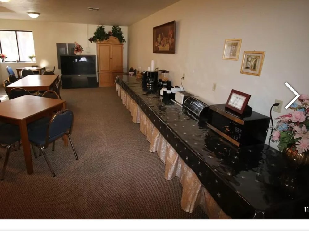 Coronado Motel and RV Park - photo 31