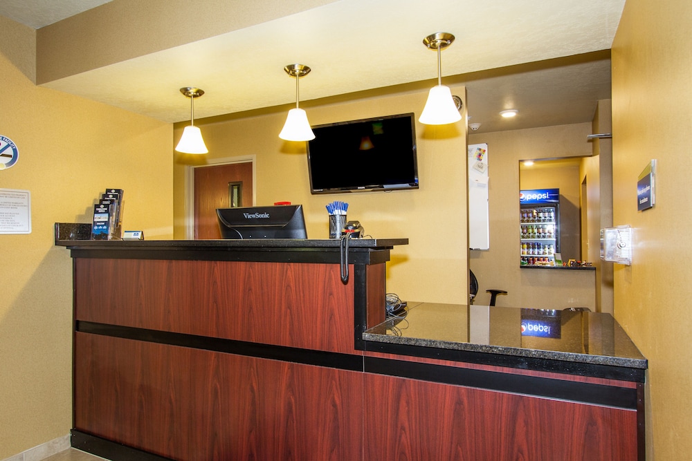 Cobblestone Inn & Suites Corry - photo 3