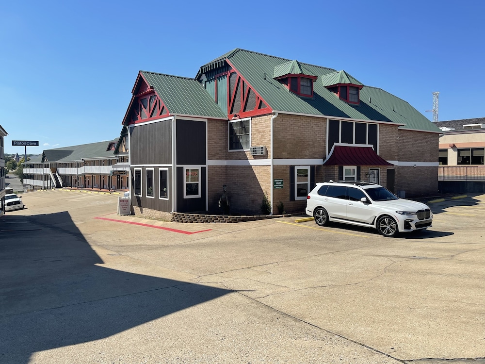 Stratford House Inn Branson - featured photo