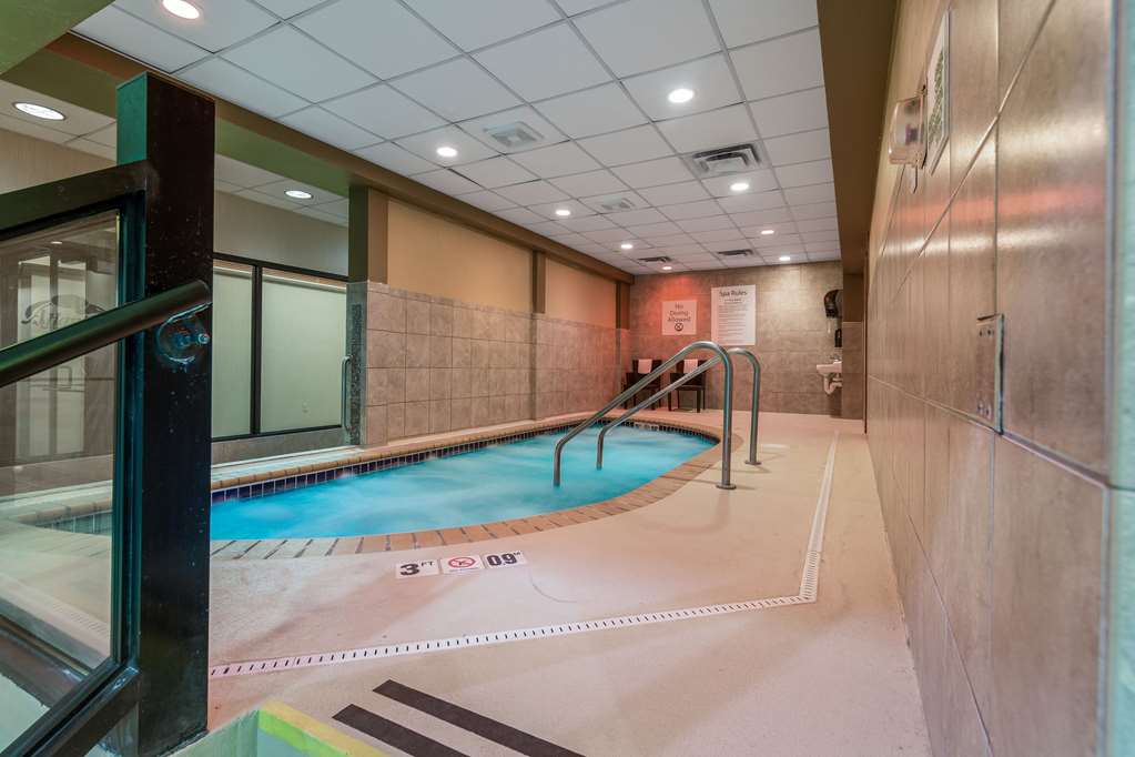 Clarion Hotel Convention Center - photo 42