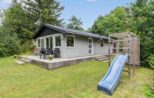 2 Bedroom Nice Home In Rønde — 4-Star Luxury Hotel in Ronde, Denmark
