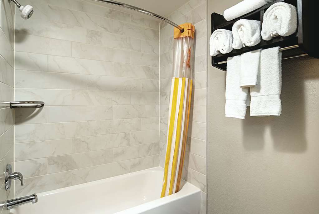 La Quinta Inn by Wyndham Livermore - photo 21