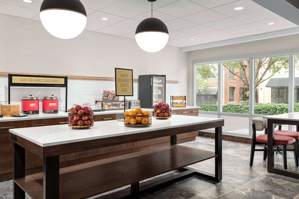 Hampton Inn Columbia Downtown Historic District - photo 21