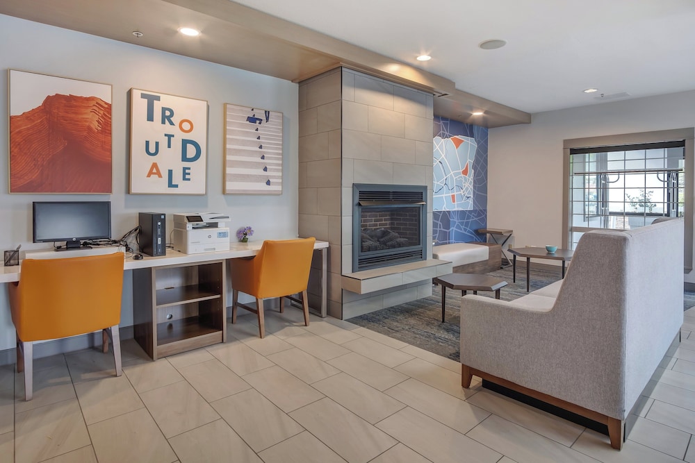 Holiday Inn Express Portland East Troutdale by IHG - photo 45