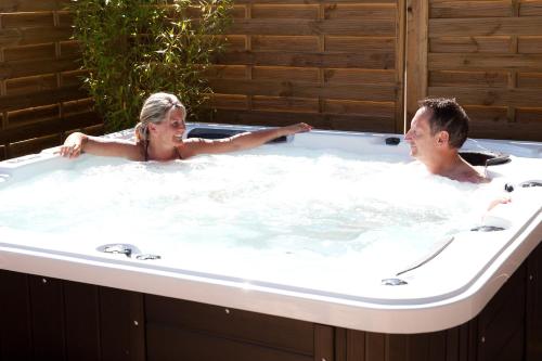 Camping Bel Air — 4-Star Luxury Hotel in Lucon, France
