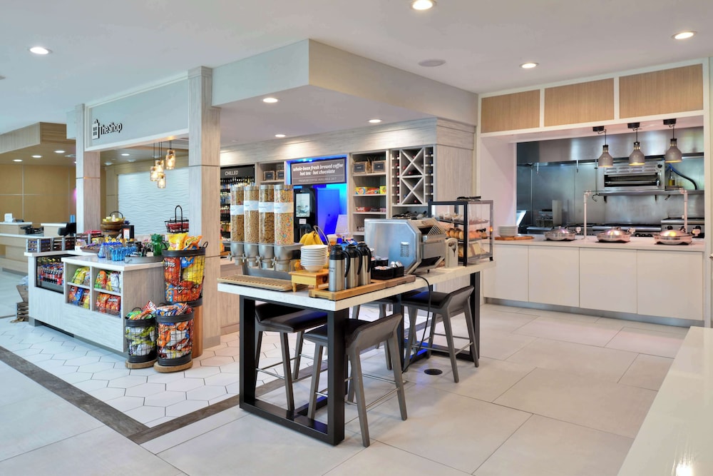 Hilton Garden Inn Denton - photo 29