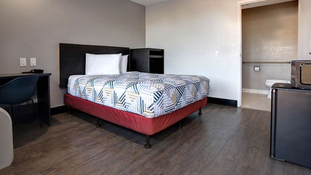 Motel 6 Arcata CA Cal Poly Humboldt - photo 5