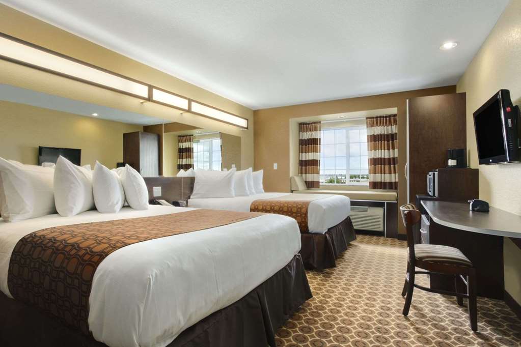 Microtel Inn & Suites by Wyndham Williston - photo 15