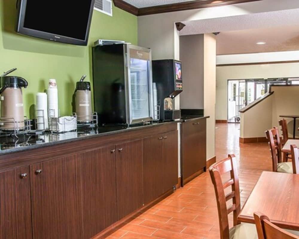 Baymont by Wyndham Flat Rock - photo 28