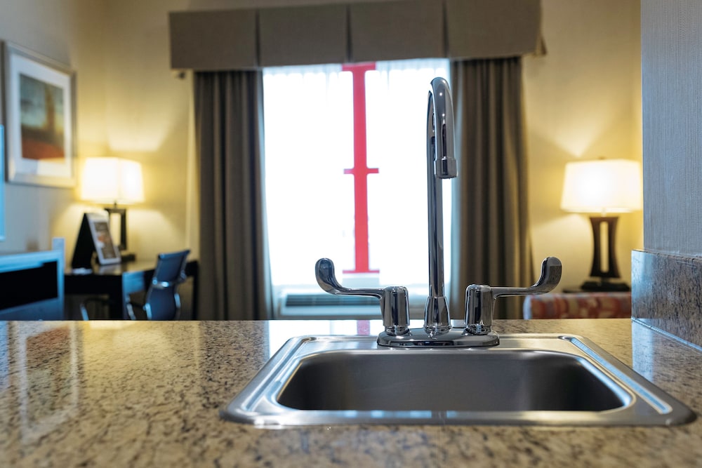 Holiday Inn Express Hotel & Suites Olathe North by IHG - photo 24
