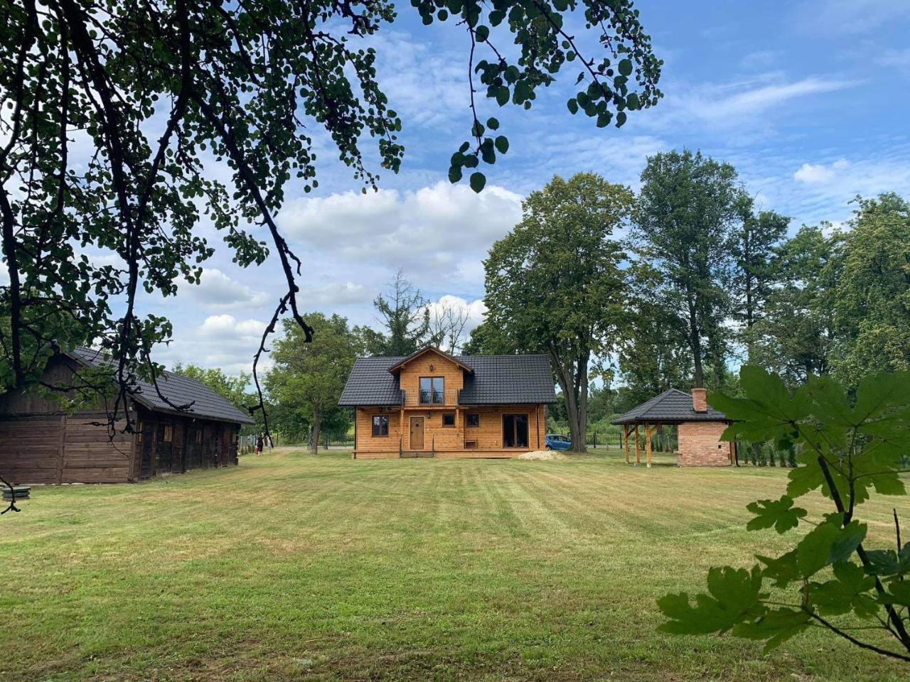 Zielone Zagrody Dobra Koło Sieniawy — hotel in Sieniawa